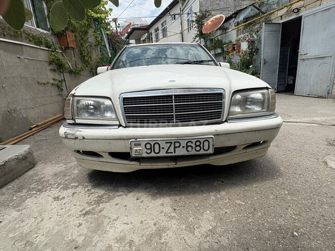 Mercedes C 230 1996, 260,000 km - 2.3 л - Bakı