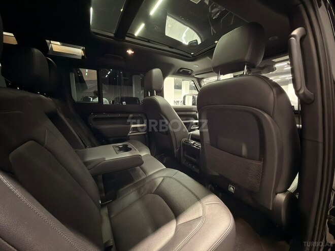 Land Rover Defender 2022, 40,000 km - 3.0 l - Bakı