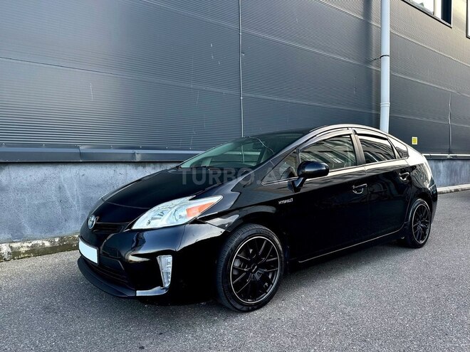 Toyota Prius 2015, 246,000 km - 1.8 л - Bakı