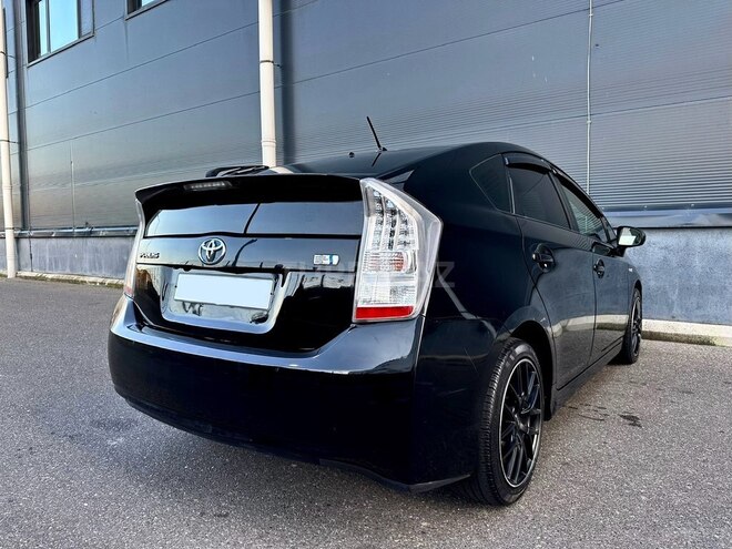 Toyota Prius 2015, 246,000 km - 1.8 л - Bakı