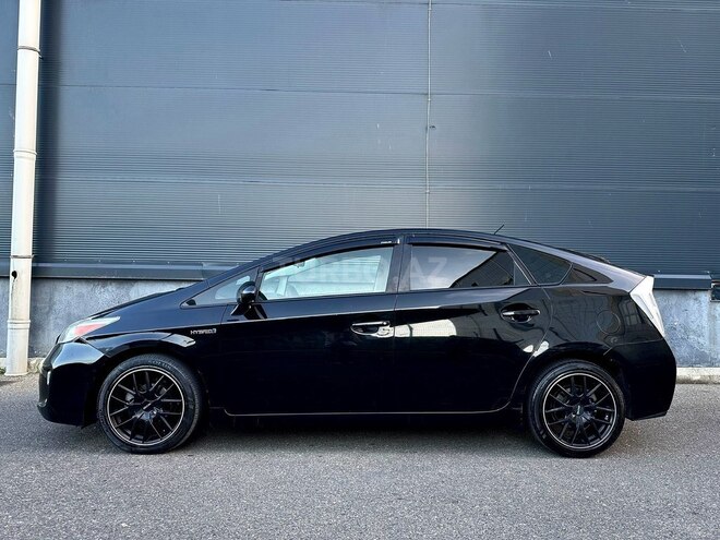 Toyota Prius 2015, 246,000 km - 1.8 л - Bakı