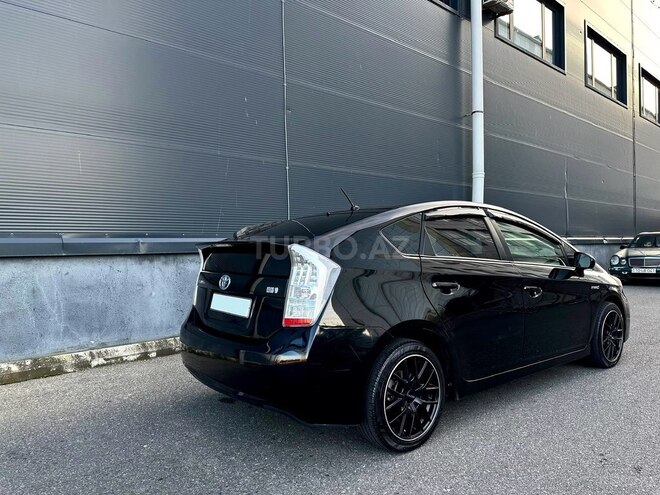 Toyota Prius 2015, 246,000 km - 1.8 л - Bakı