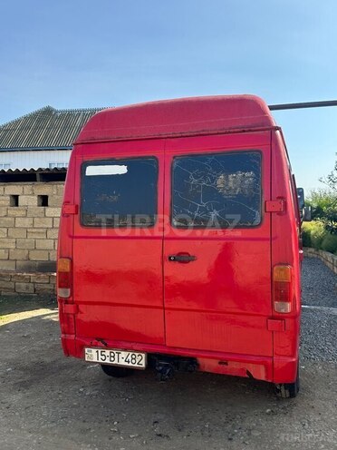 Mercedes 208 D 1990, 398,000 km - 2.5 l - Cəlilabad