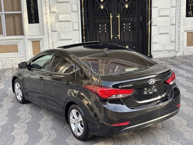 Hyundai Elantra 2015, 156,000 km - 1.8 l - Bakı