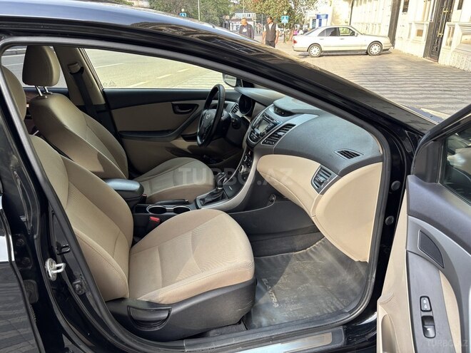 Hyundai Elantra 2015, 156,000 km - 1.8 l - Bakı