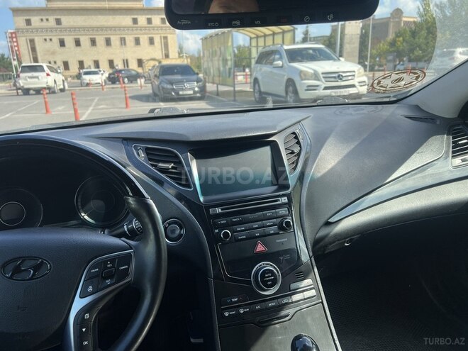 Hyundai Grandeur 2015, 237,184 km - 2.2 l - Bakı