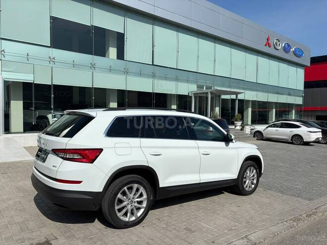 Skoda Kodiaq 2021, 38,500 km - 2.0 л - Bakı