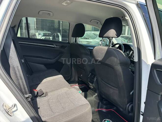 Skoda Kodiaq 2021, 38,500 km - 2.0 л - Bakı