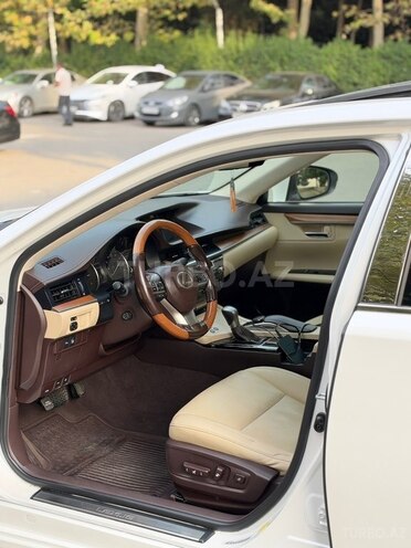 Lexus ES 300h 2016, 195,000 km - 2.5 l - Bakı