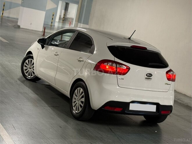 Kia Rio 2012, 240,000 km - 1.1 l - Bakı