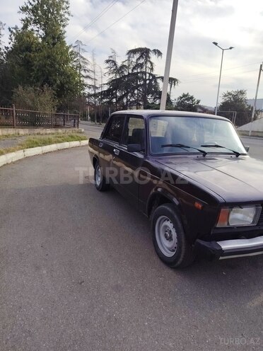 LADA (VAZ) 2105 1999, 380,000 km - 1.5 l - Qazax