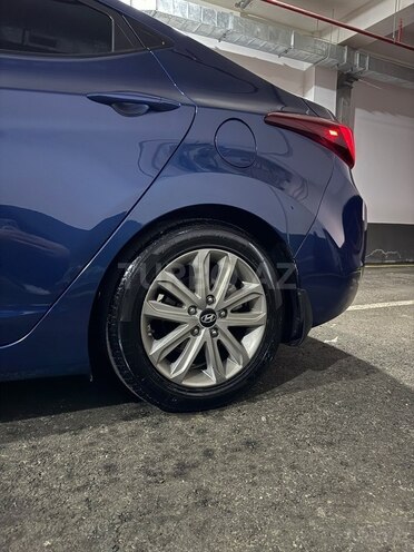 Hyundai Elantra 2015, 185,000 km - 1.8 l - Bakı