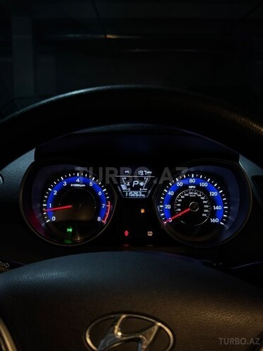 Hyundai Elantra 2015, 185,000 km - 1.8 l - Bakı