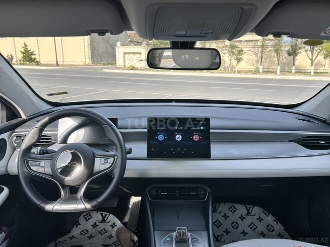 BYD  2025, 8,700 km - 1.5 l - Naxçıvan