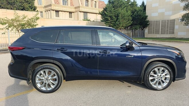 Toyota Highlander 2022, 23,500 km - 2.5 l - Bakı