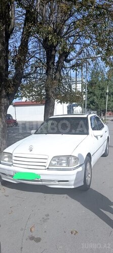 Mercedes C 180 1994, 580,685 km - 1.8 l - Quba