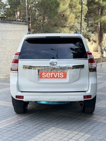 Toyota Land Cruiser Prado 2014, 170,000 km - 2.7 l - Bakı