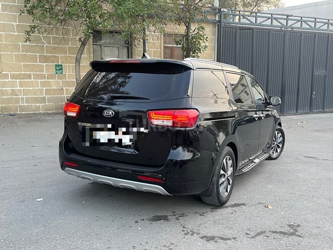 Kia Carnival 2015, 220,000 km - 2.2 l - Bakı