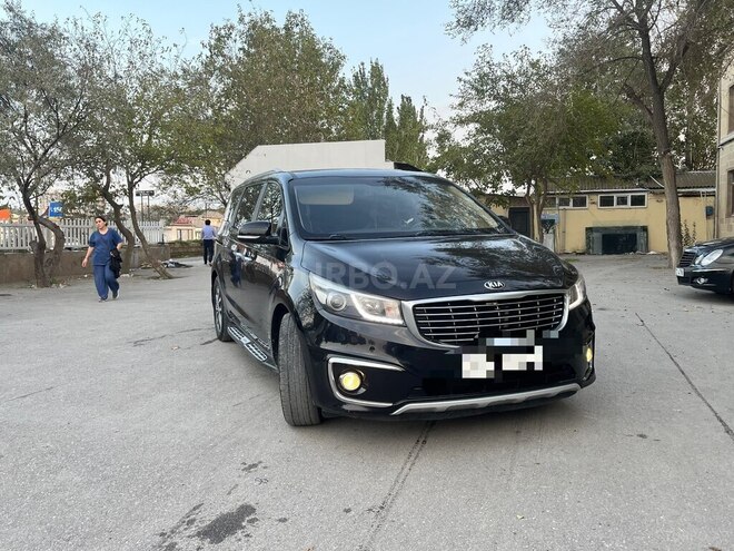 Kia Carnival 2015, 220,000 km - 2.2 l - Bakı