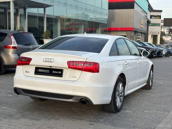 Audi A6 2012, 200,000 km - 2.8 l - Bakı