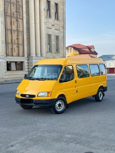 Ford Transit 1997, 525,000 km - 2.5 l - Quba