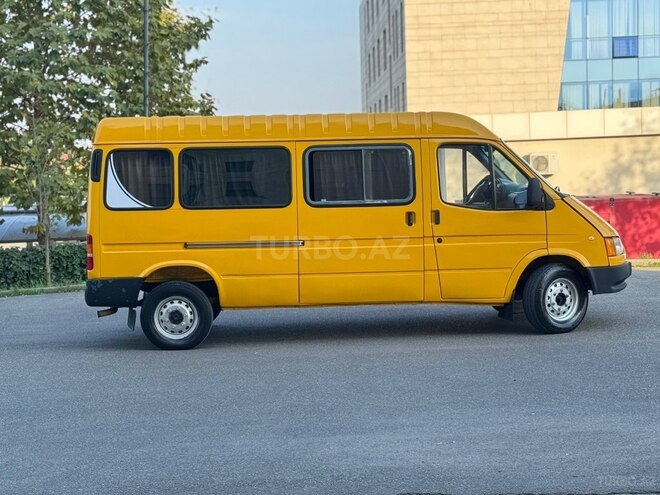 Ford Transit 1997, 525,000 km - 2.5 l - Quba
