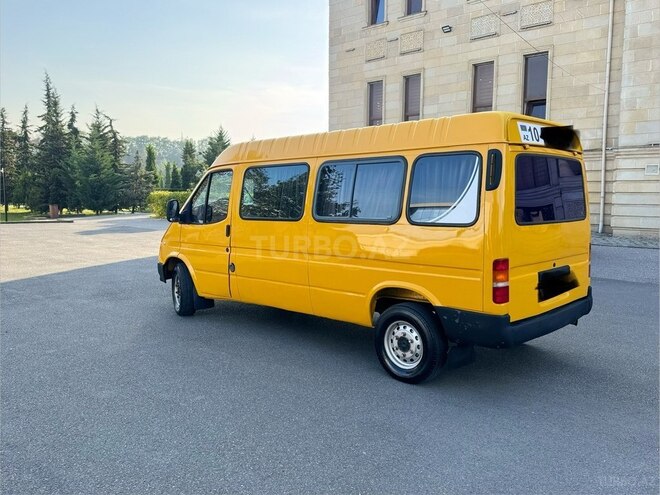 Ford Transit 1997, 525,000 km - 2.5 l - Quba