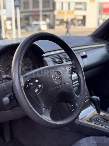 Mercedes E 270 1999, 399,500 km - 2.7 l - Qusar