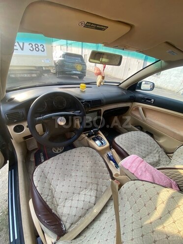 Volkswagen Passat 2003, 309,000 km - 1.8 l - Sumqayıt