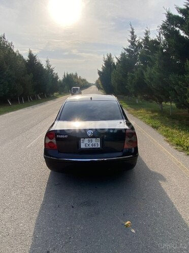 Volkswagen Passat 2003, 309,000 km - 1.8 l - Sumqayıt
