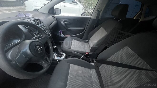 Volkswagen Polo 2013, 278,000 km - 1.6 l - Bakı