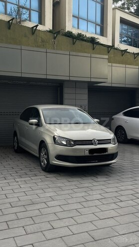 Volkswagen Polo 2013, 278,000 km - 1.6 l - Bakı