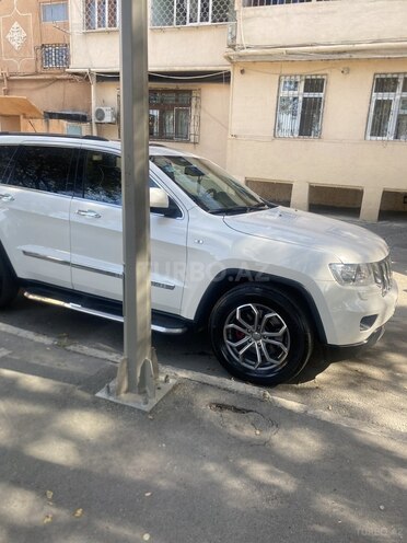 Jeep Grand Cherokee 2011, 289,000 km - 3.6 л - Bakı