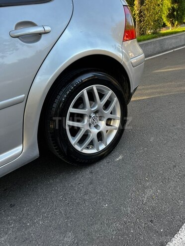 Volkswagen Golf 2003, 310,505 km - 2.0 l - Şamaxı