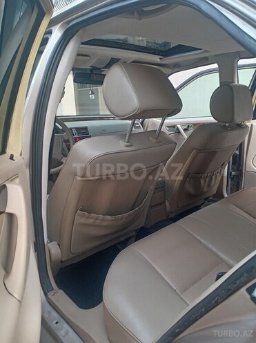 Mercedes C 230 2000, 235,000 km - 2.3 л - Bakı