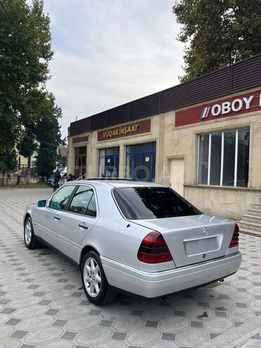 Mercedes C 180 1995, 399,000 km - 1.8 l - Qazax