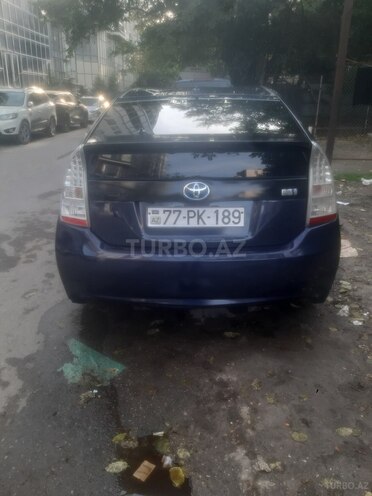 Toyota Prius 2014, 300,000 km - 1.8 л - Bakı