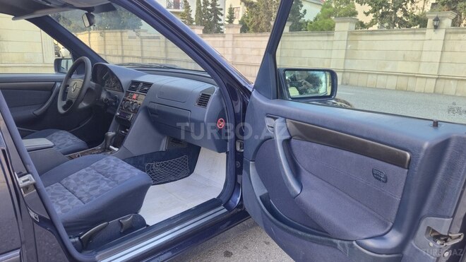Mercedes C 200 1999, 333,000 km - 2.0 л - Bakı
