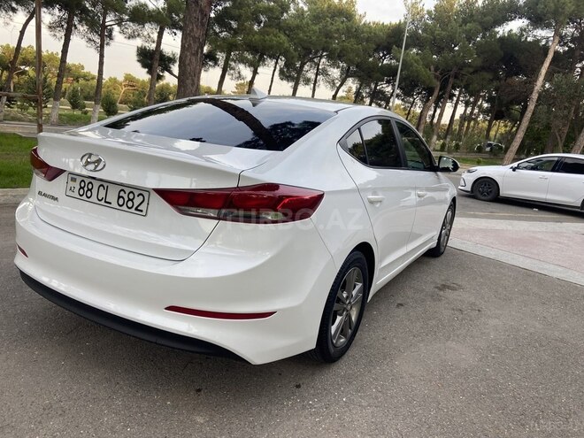 Hyundai Elantra 2018, 145,000 km - 2.0 л - Bakı