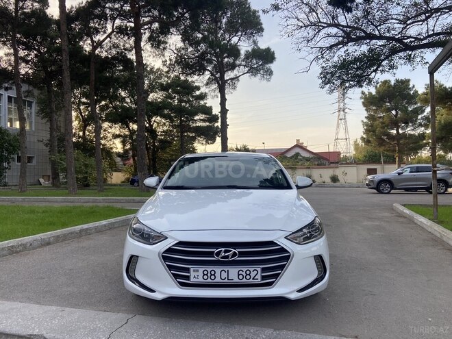 Hyundai Elantra 2018, 145,000 km - 2.0 л - Bakı