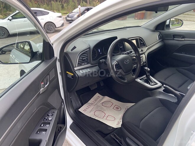 Hyundai Elantra 2018, 145,000 km - 2.0 л - Bakı