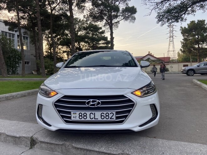 Hyundai Elantra 2018, 145,000 km - 2.0 л - Bakı
