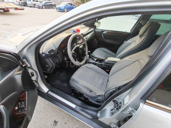 Mercedes C 200 2000, 305,000 km - 2.0 л - Sumqayıt