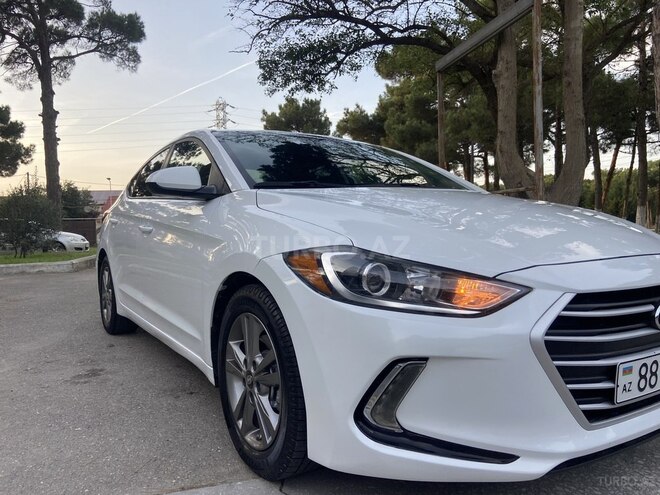 Hyundai Elantra 2018, 145,000 km - 2.0 л - Bakı