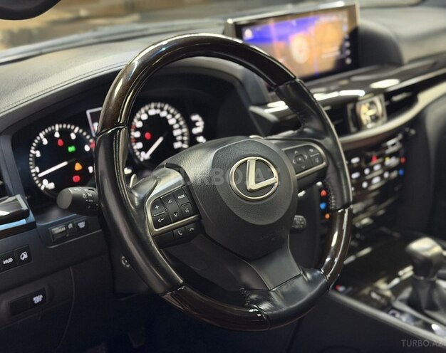 Lexus LX 570 2017, 44,000 km - 5.7 l - Bakı