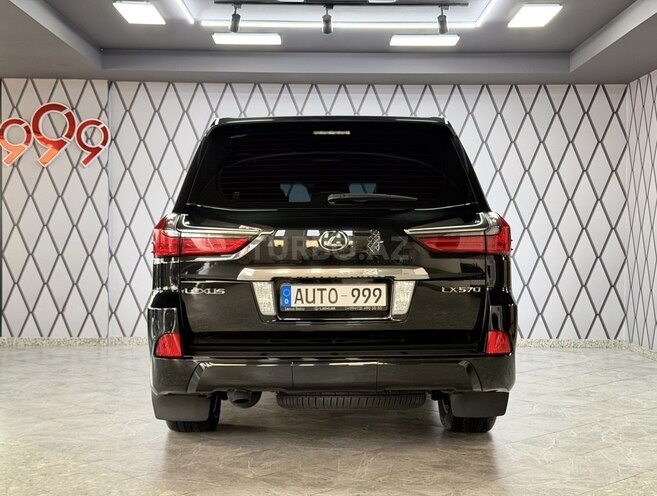 Lexus LX 570 2017, 44,000 km - 5.7 l - Bakı