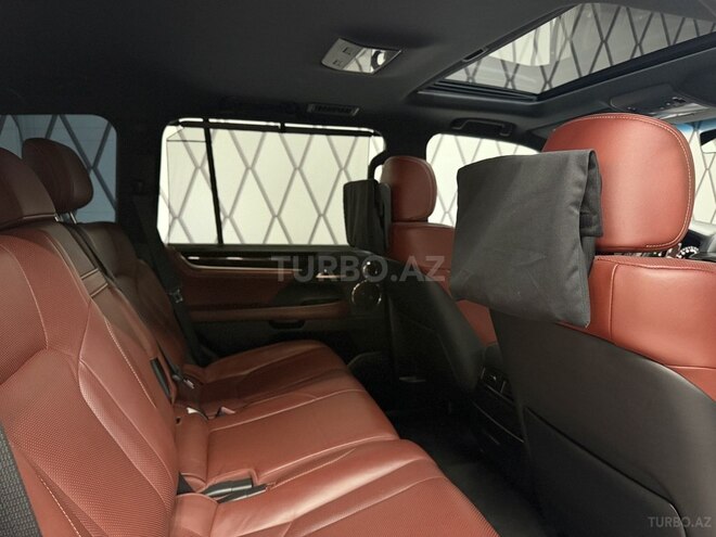 Lexus LX 570 2017, 44,000 km - 5.7 l - Bakı