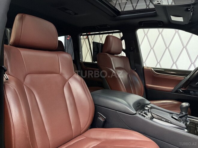 Lexus LX 570 2017, 44,000 km - 5.7 l - Bakı