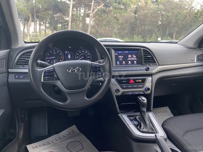 Hyundai Elantra 2018, 145,000 km - 2.0 л - Bakı
