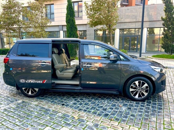 Kia Carnival 2016, 191,000 km - 2.2 л - Bakı